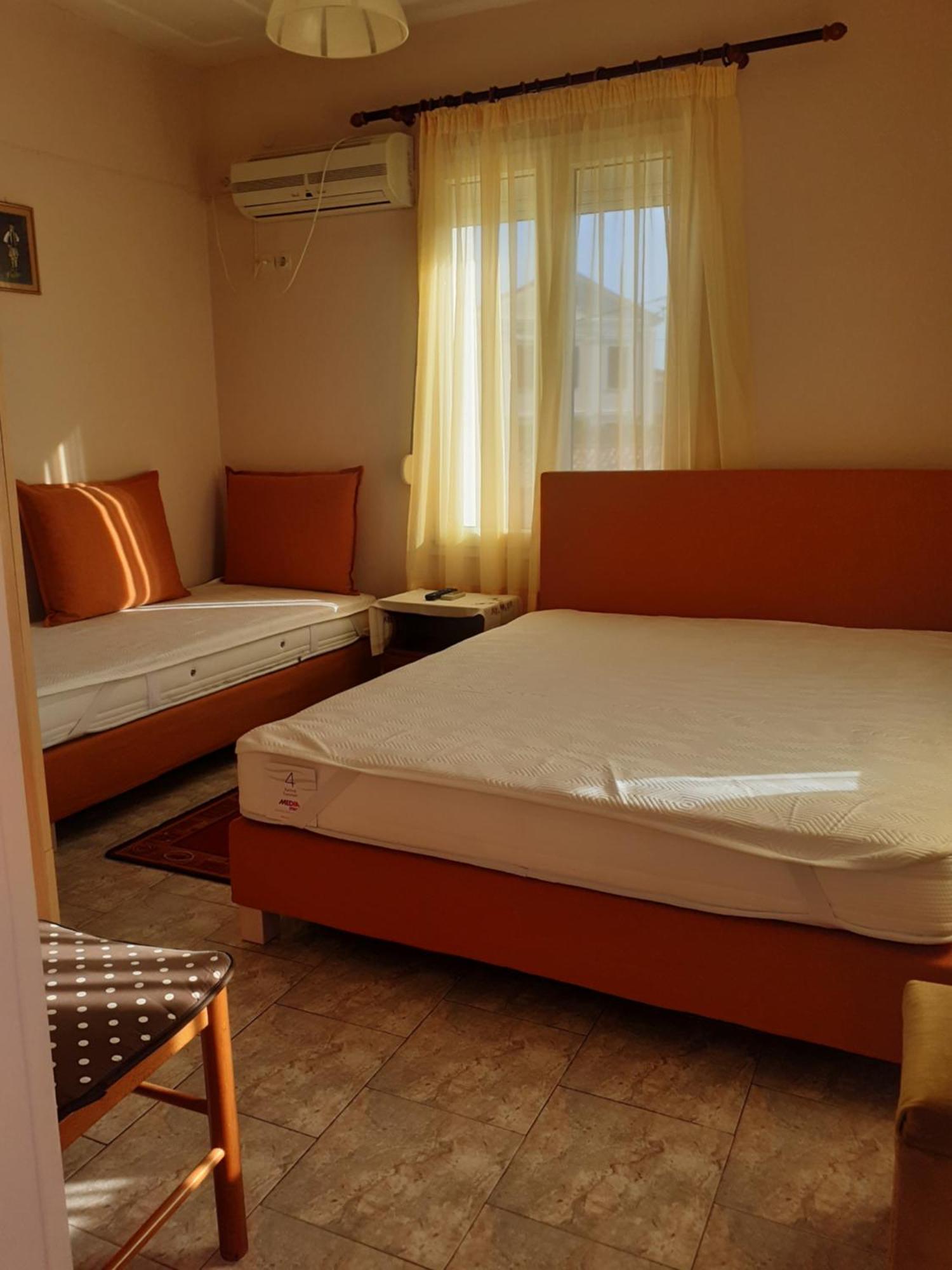 Thalia'S Garden Hotel Mytilene Bagian luar foto